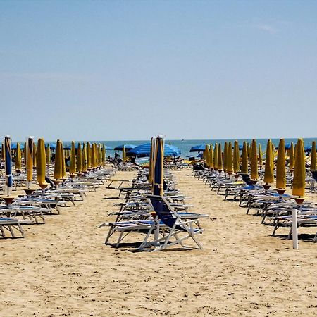 Piazza Mazzini Appartamento A 2 Passi Dal Mare. Лидо-ди-Езоло Экстерьер фото