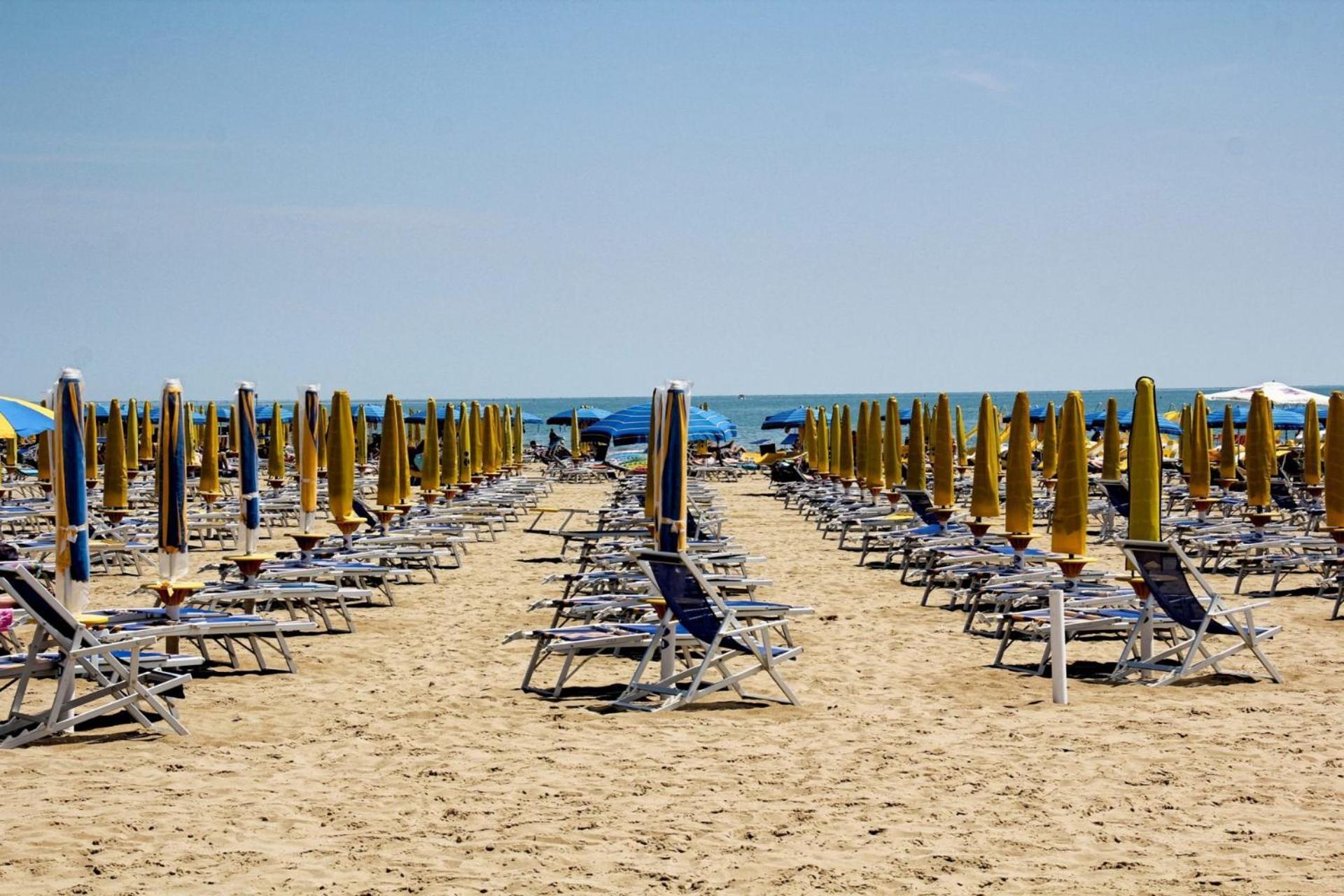 Piazza Mazzini Appartamento A 2 Passi Dal Mare. Лидо-ди-Езоло Экстерьер фото